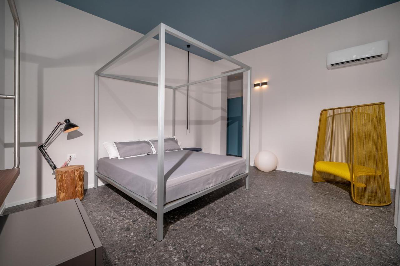 Bed 10.5 - Design Suite Кастелламмаре-дель-Голфо Экстерьер фото