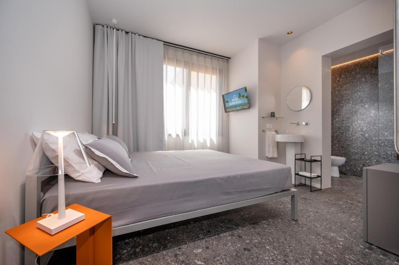 Bed 10.5 - Design Suite Кастелламмаре-дель-Голфо Экстерьер фото